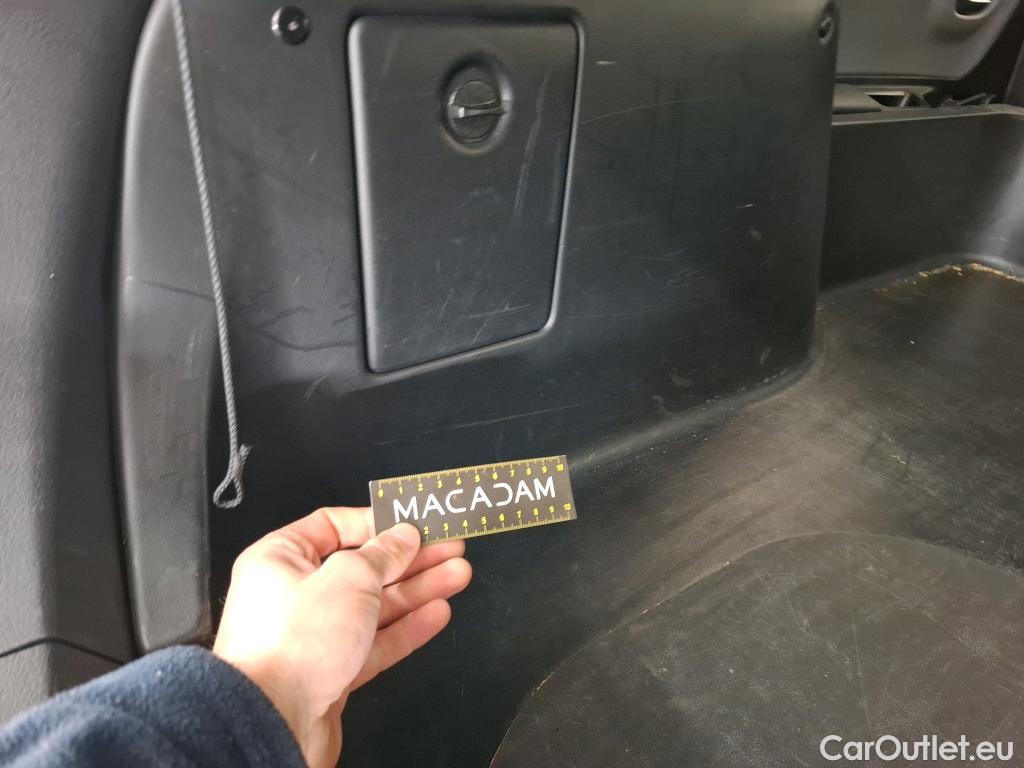  Toyota  Yaris  Hybride 5p Berline 1.5 VVT-I HYBRID France Business / TRANSFO VP/VF #23