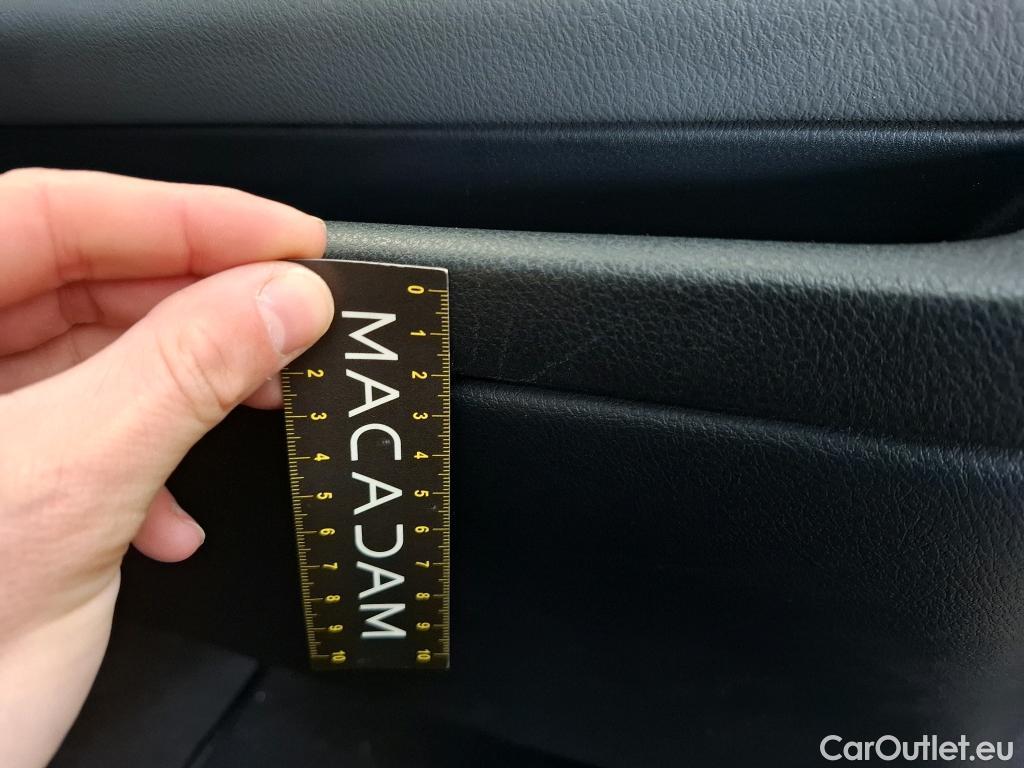  Toyota  Yaris  Hybride 5p Berline 1.5 VVT-I HYBRID France Business / TRANSFO VP/VF #39