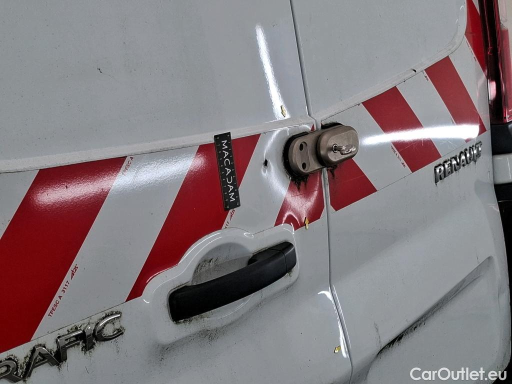  Renault  Trafic  Furgon Grand Confort L1H1 1200 1.6 dCi 125CV BVM6 E6 #50