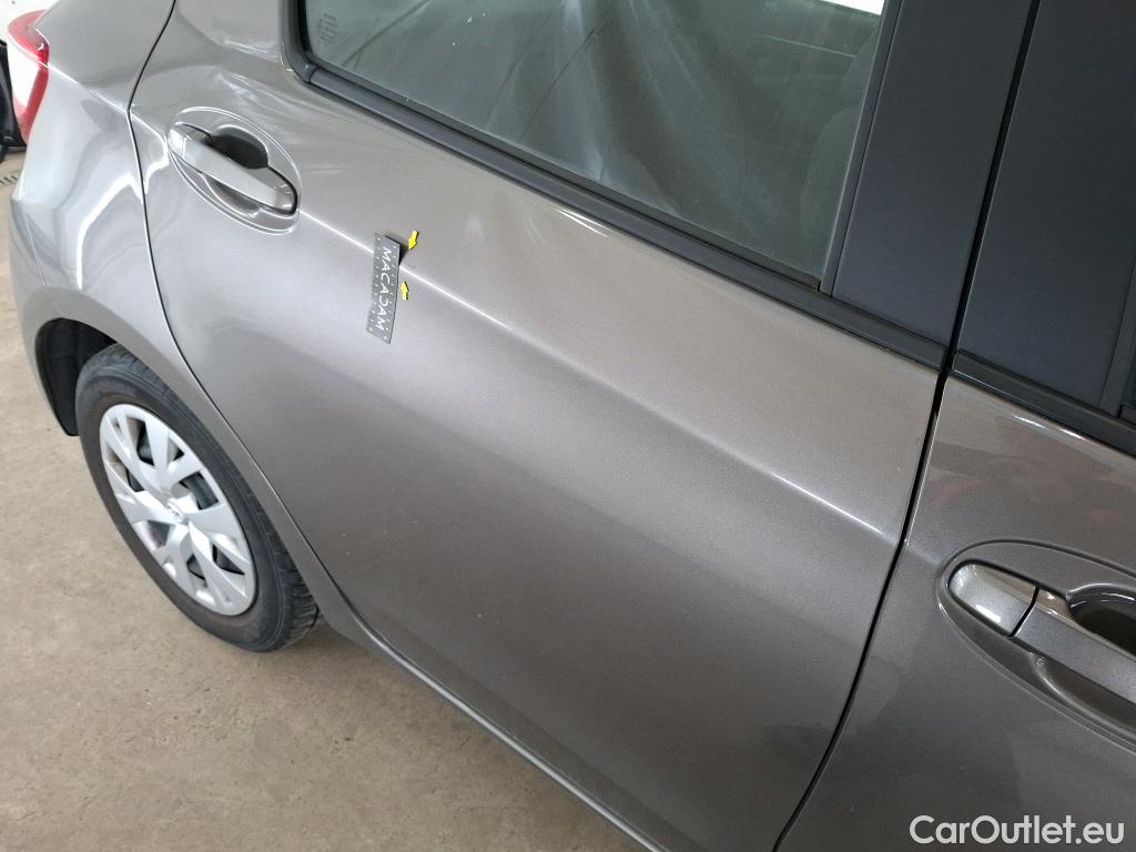  Toyota  Yaris  Hybride 5p Berline 1.5 VVT-I HYBRID France Business / TRANSFO VP/VF #49