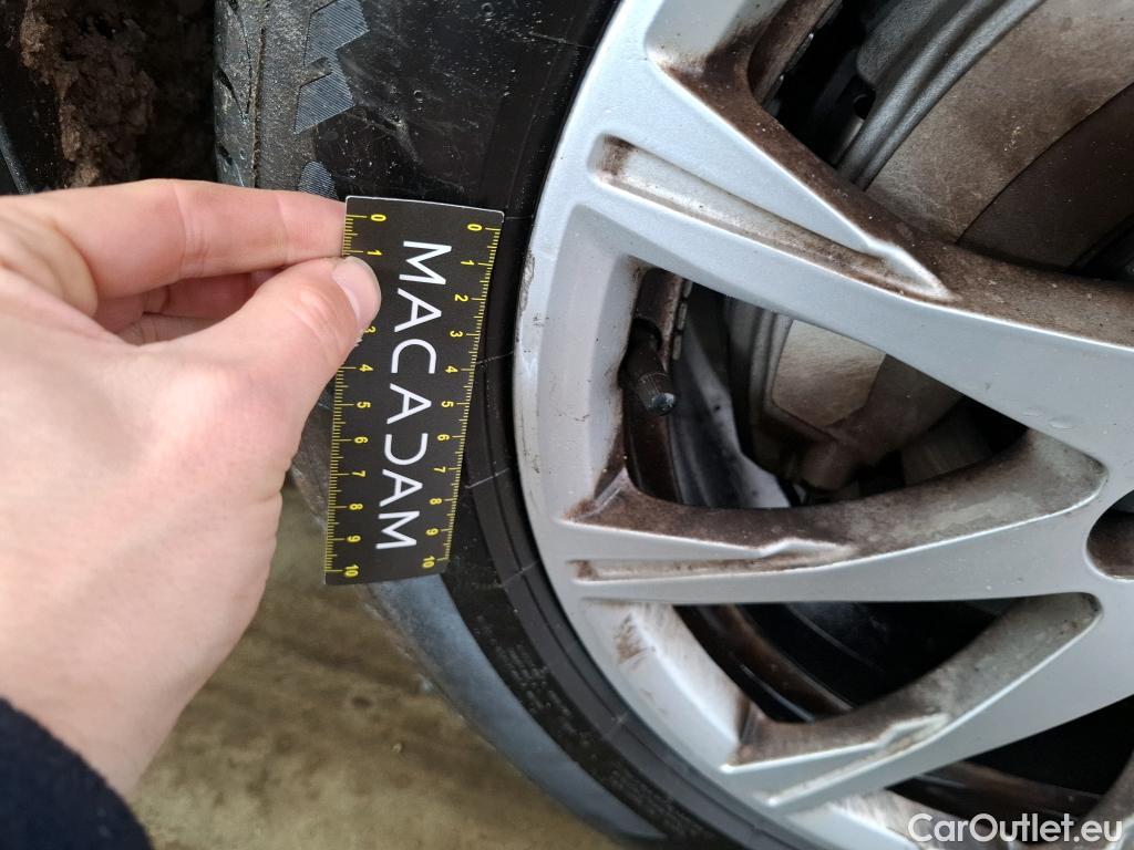  Audi  A4 AUDI  Avant / 2019 / 5P / Break 40 TFSI ultra 204 Qua S tro Business L. #56