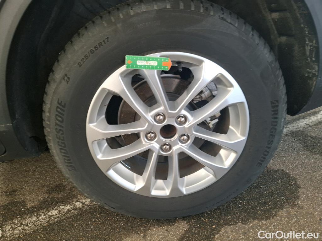  Ford  Kuga FORD  / 2019 / 5P / SUV 2.5 Duratec 190 FHEV Powershift Titanium #21