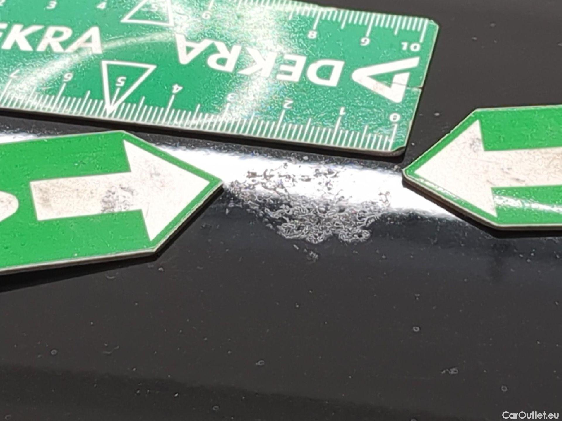  Citroen  C4 CITROEN  X / 2022 / 4P / Berline PureTech 130 SS EAT8 Shine / VO RECONDITIONNE - PHOTOS AVANT RECONDITIONNEMENT #8