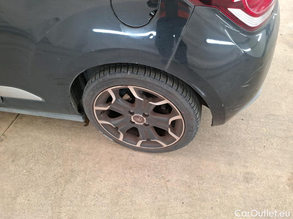  Citroen  DS3 CITROEN  3p Berline Sport Chic THP 150 #67