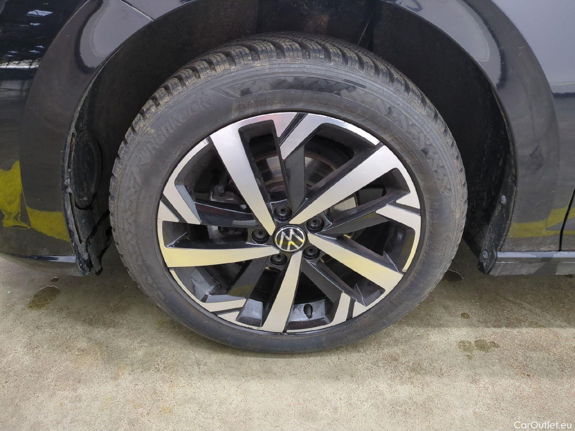  Volkswagen  Polo VOLKSWAGEN  / 2021 / 5P / Berline 1.0 TSI 95 Life #2