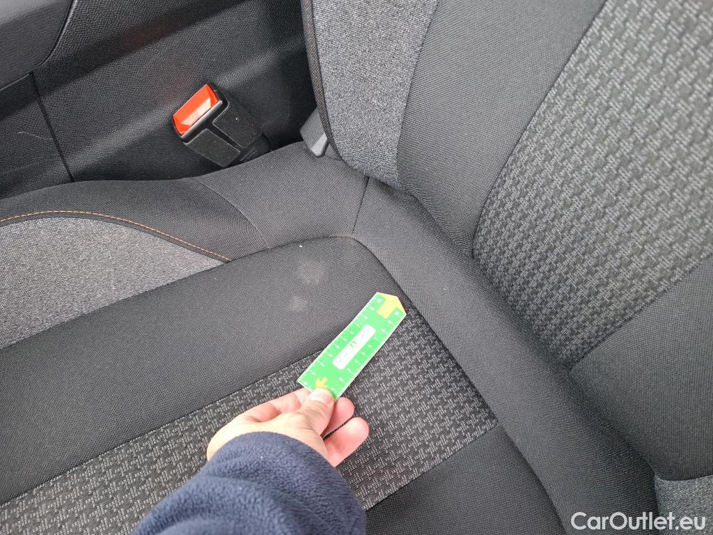  Peugeot  3008  Active Pack 1.5 HDi 130CV BVA8 E6d / VO RECONDITIONNE - PHOTOS AVANT RECONDITIONNEMENT #19