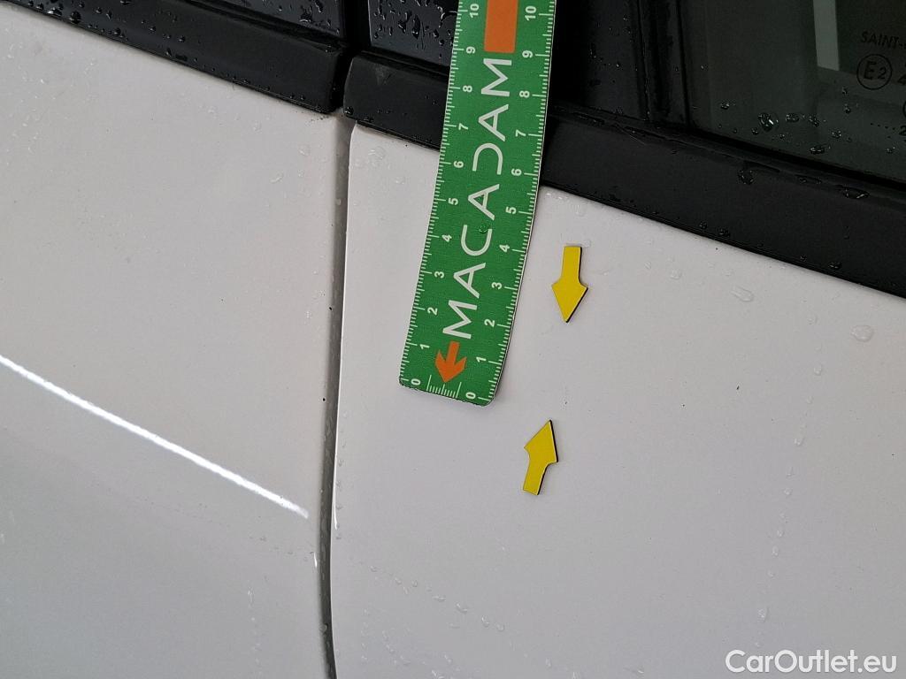  Peugeot  208  Affaire Premium Pack 1.5 HDi 100CV BVM5 E6dT #11