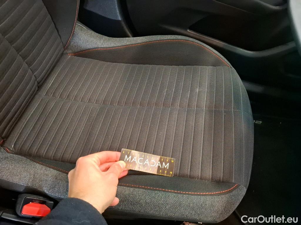  Peugeot  2008  Active Pack 1.2 PureTech 130CV BVA8 E6d #17