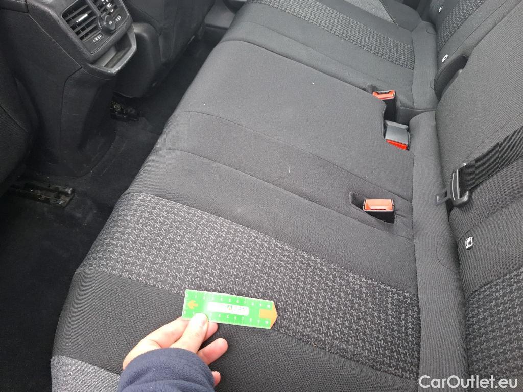  Peugeot  3008  Active Pack 1.5 HDi 130CV BVA8 E6d / VO RECONDITIONNE - PHOTOS AVANT RECONDITIONNEMENT #21