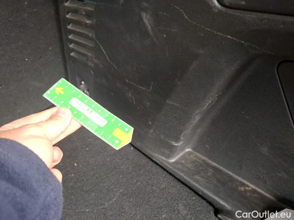  Peugeot  3008  Active Pack 1.5 HDi 130CV BVA8 E6d / VO RECONDITIONNE - PHOTOS AVANT RECONDITIONNEMENT #12