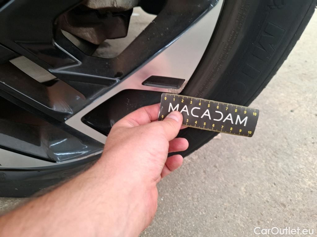  KIA  Sportage  GT-Line Premium Plug-in Hybrid 4WD 1.6 T-GDI 265CV BVA6 E6d #54