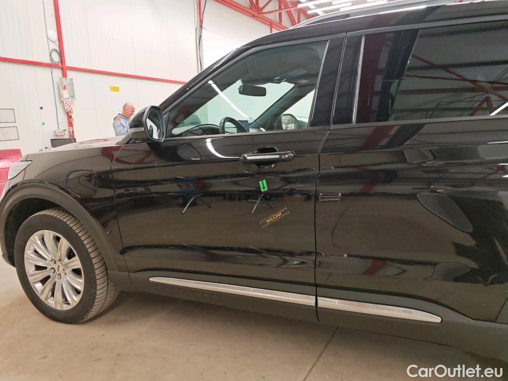  Ford  Explorer 3.0L PHEV Platinum #13