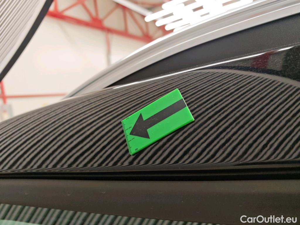  Ford  Explorer 3.0L PHEV Platinum #27