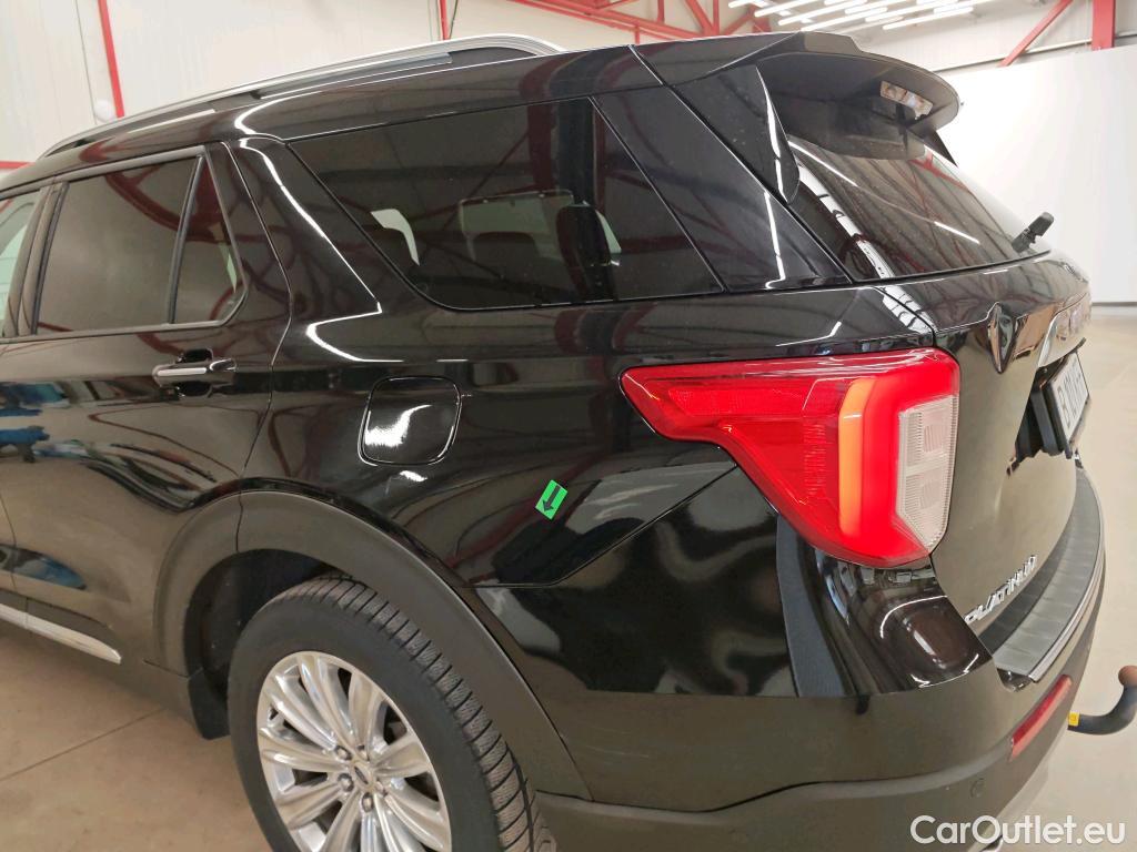  Ford  Explorer 3.0L PHEV Platinum #23