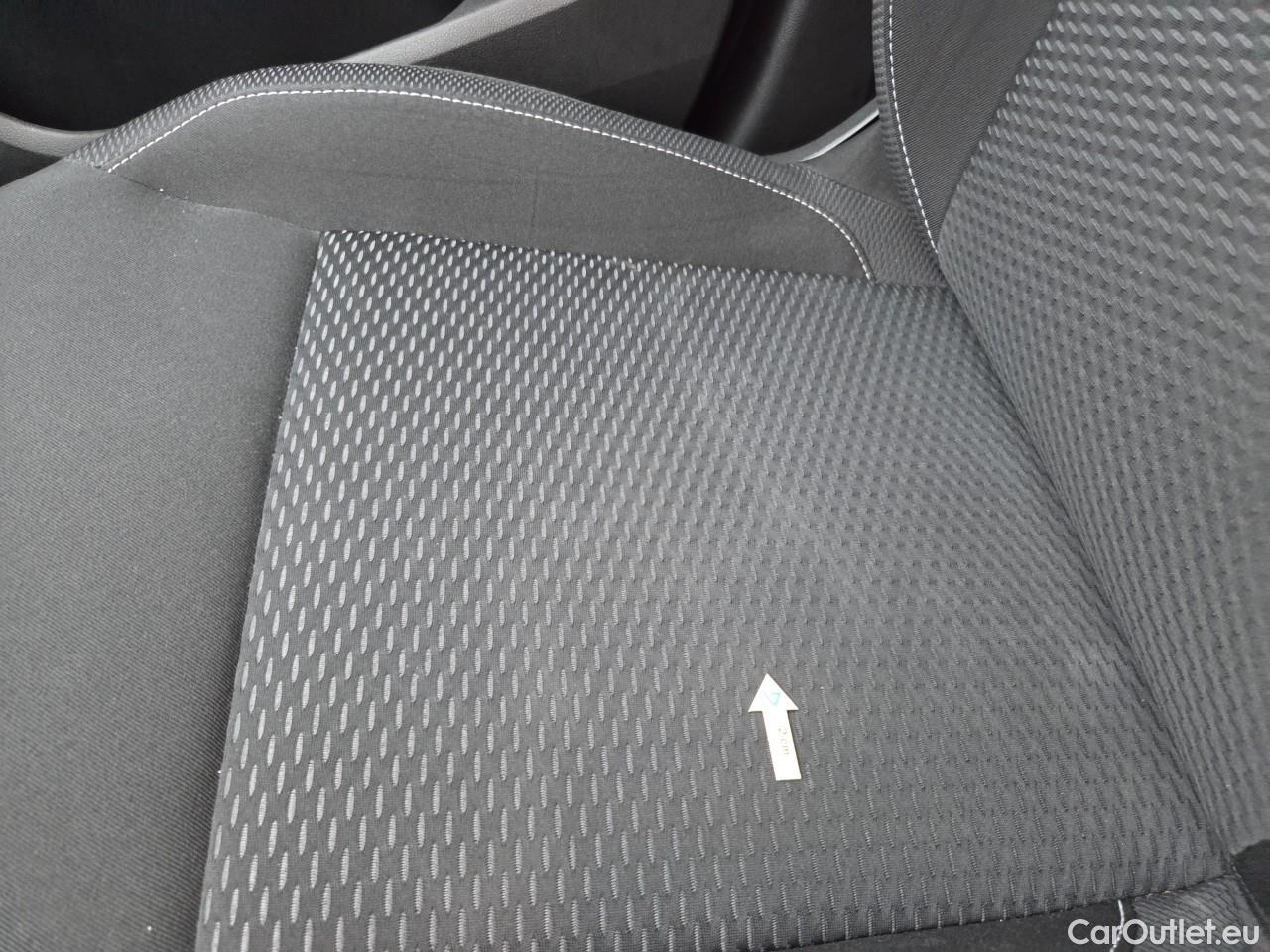  Dacia  Duster 1.5 Blue dCi 115CP Comfort 4WD #24