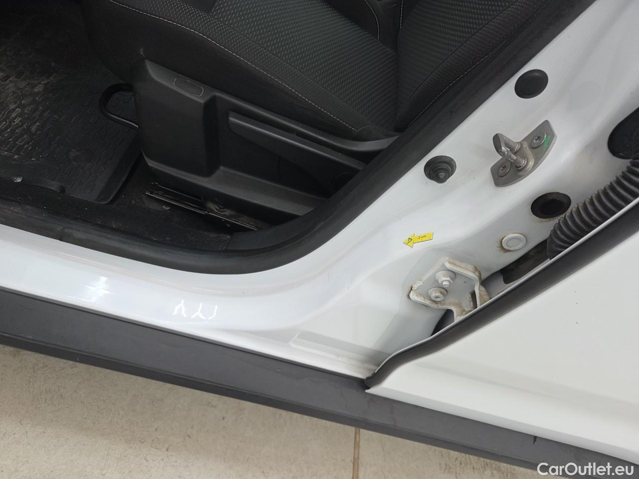  Dacia  Duster 1.5 Blue dCi 115CP Comfort 4WD #6