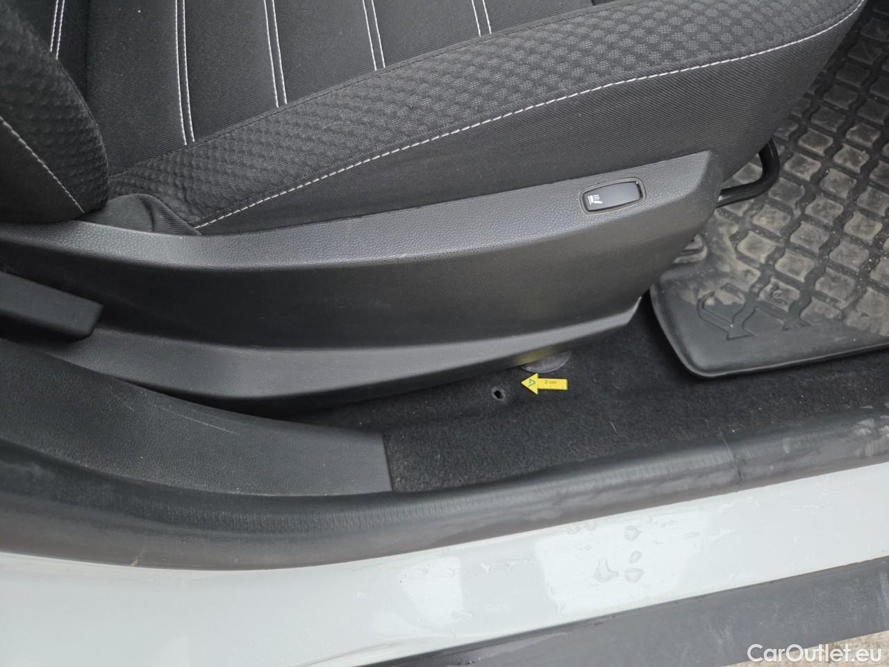  Dacia  Duster 1.5 Blue dCi 115CP Comfort 4WD #24