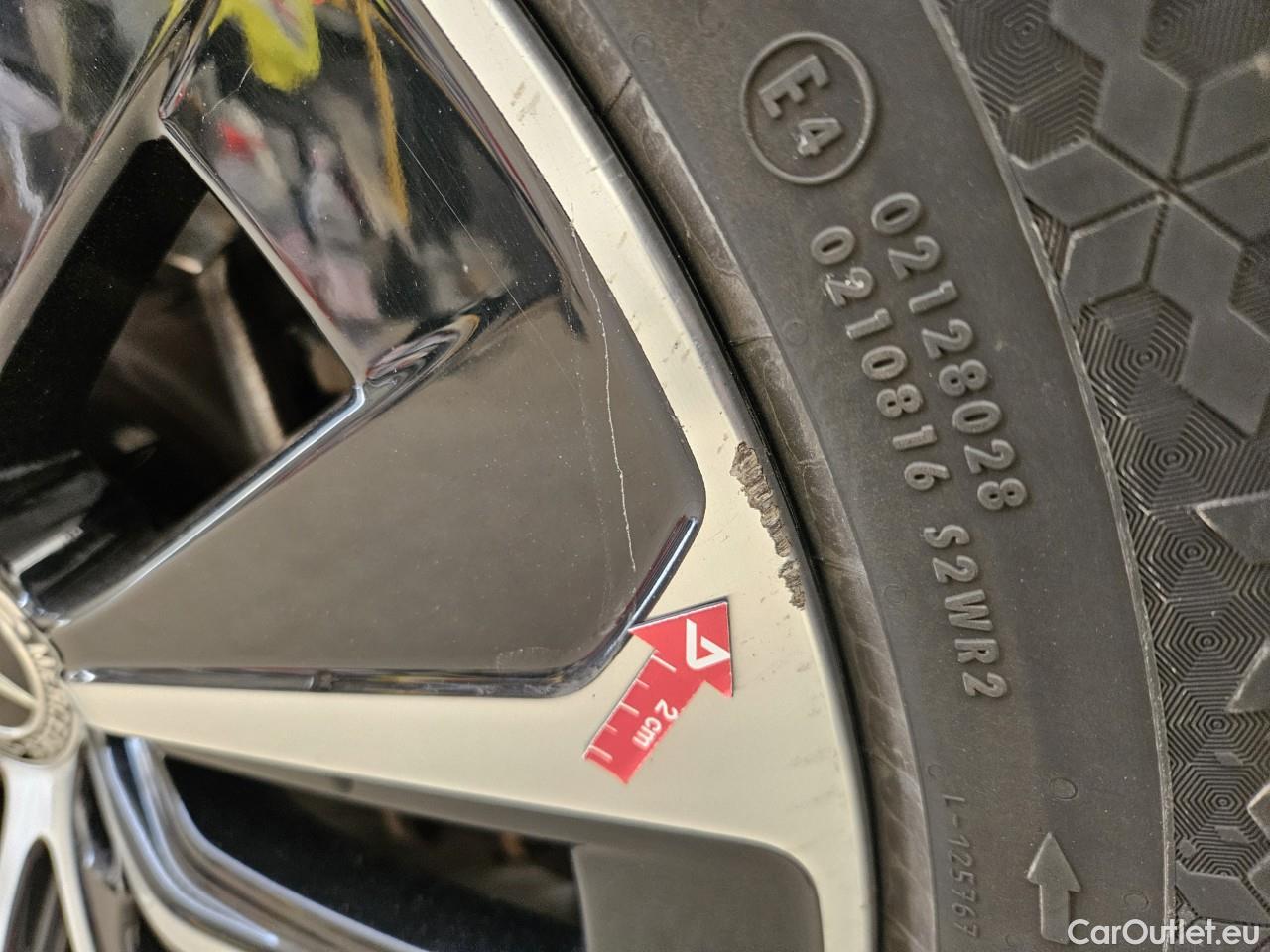  Mercedes  GLC  200 4MATIC #8