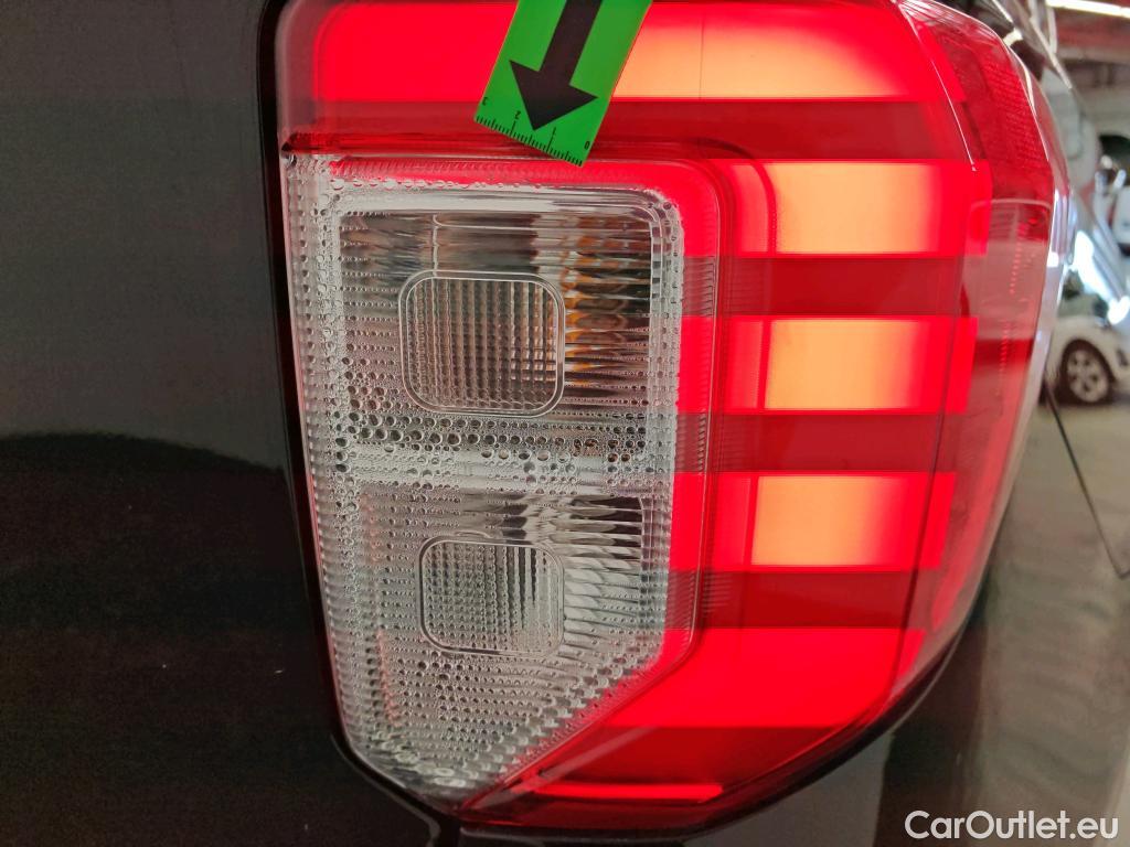  Ford  Explorer 3.0L PHEV Platinum #10