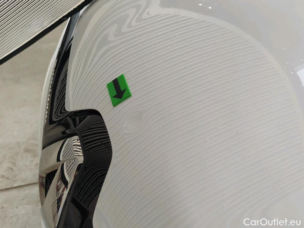  Renault  Clio 1.6 E-Tech 145CP Zen Auto #3