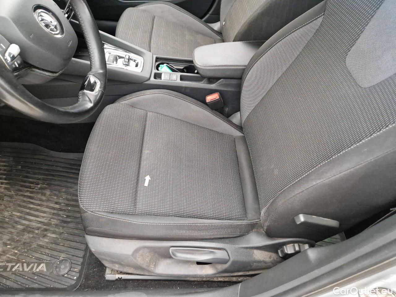  Skoda  Octavia 2.0 TDI 150CP Ambition DSG #67