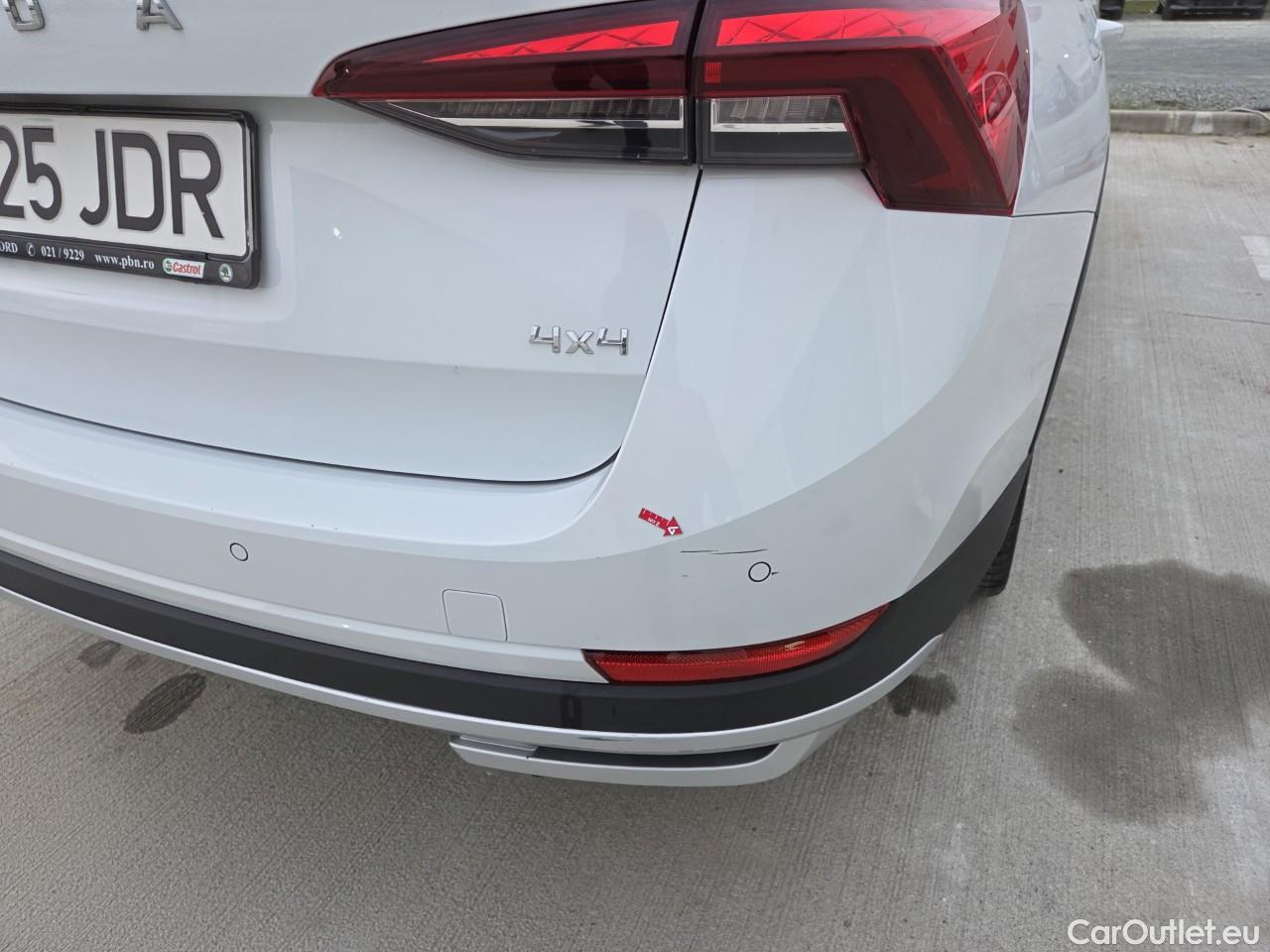  Skoda  Octavia 2.0 TDI 200CP Scout Combi DSG 4x4 #39