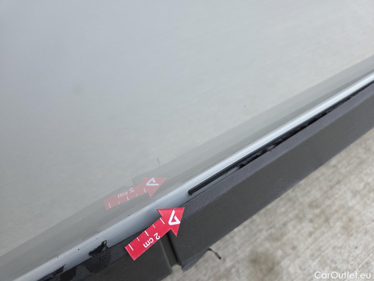  Skoda  Octavia 2.0 TDI 200CP Scout Combi DSG 4x4 #28