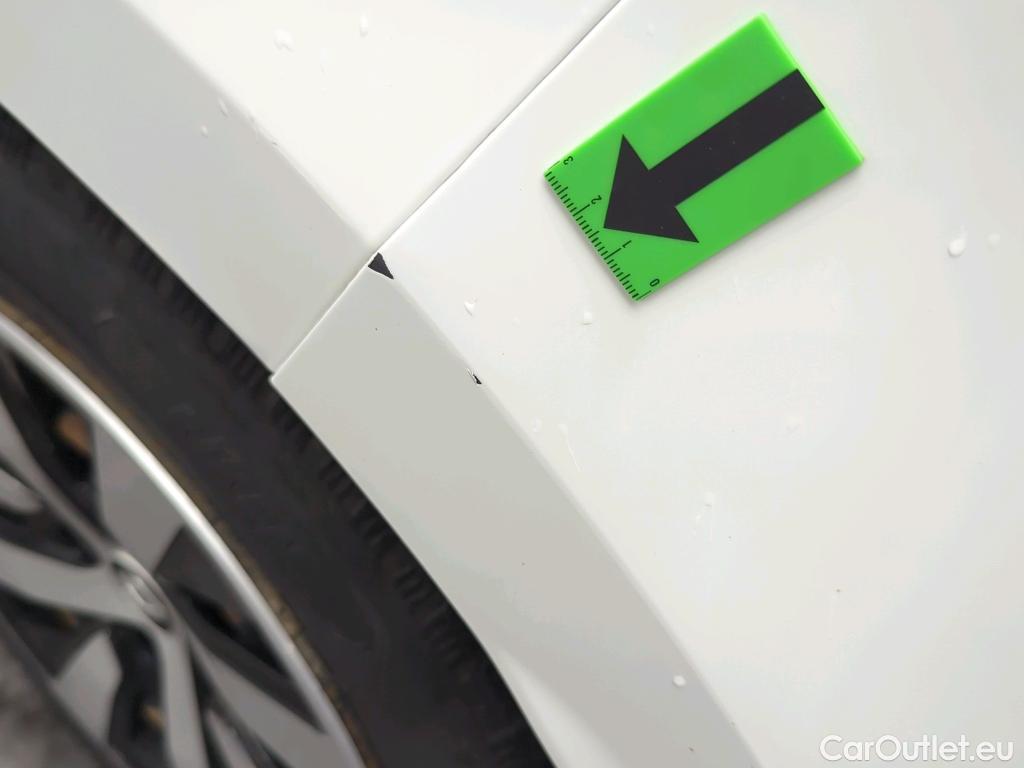  Renault  Clio 1.6 E-Tech 145CP Zen Auto #7