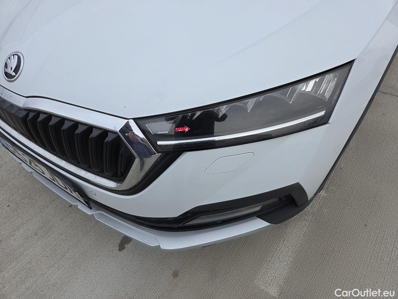  Skoda  Octavia 2.0 TDI 200CP Scout Combi DSG 4x4 #18