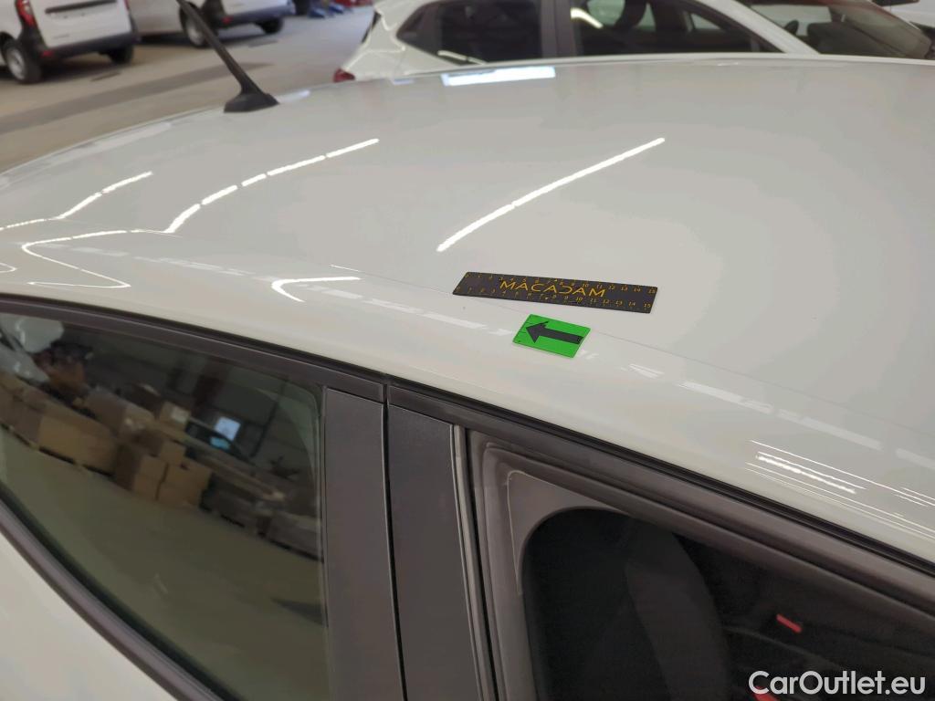  Renault  Clio 1.6 E-Tech 145CP Zen Auto #36