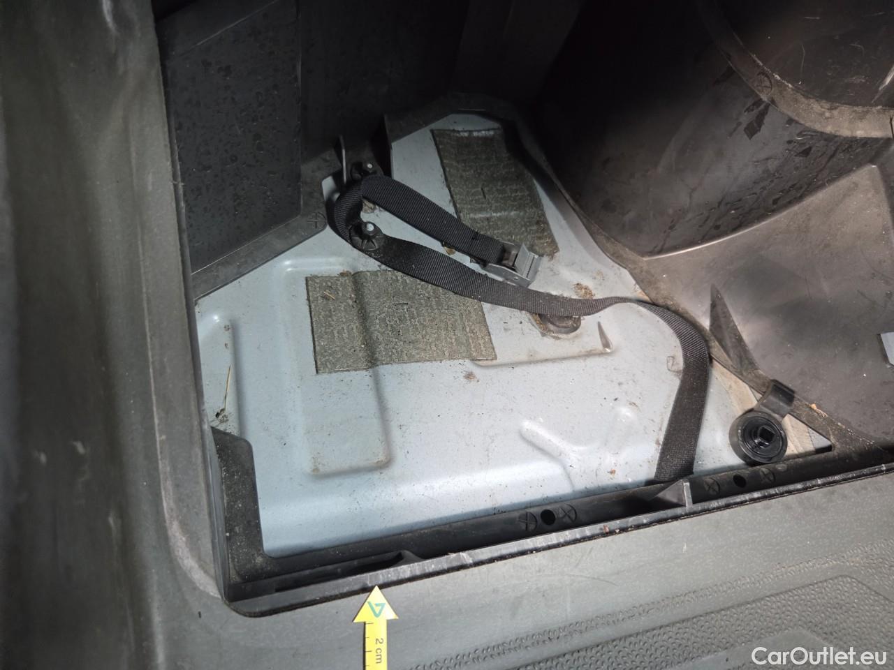  Volkswagen  Crafter 3.5 CS Sasiu L4 H 102 #65