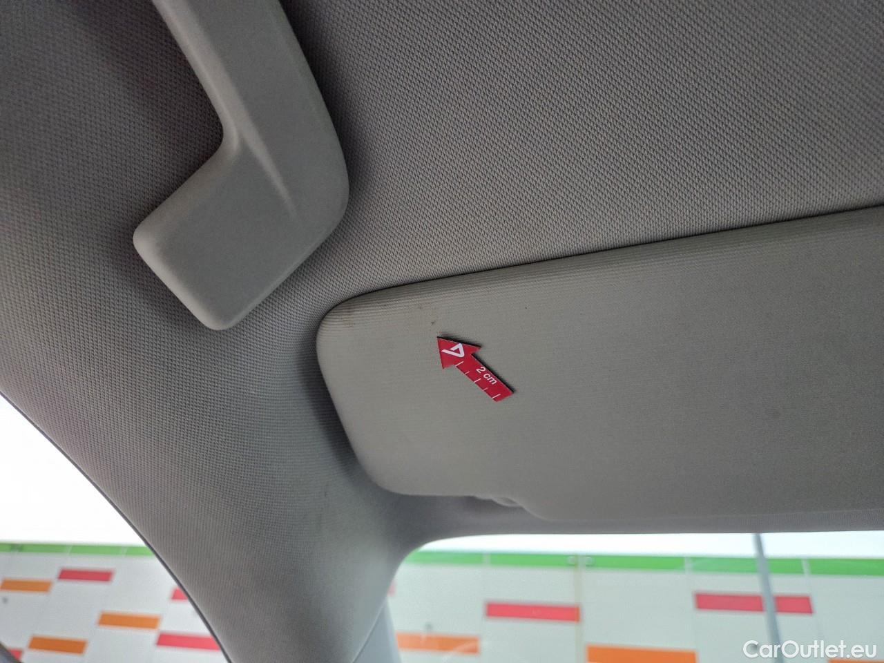  Skoda  Octavia 2.0 TDI 200CP Scout Combi DSG 4x4 #50