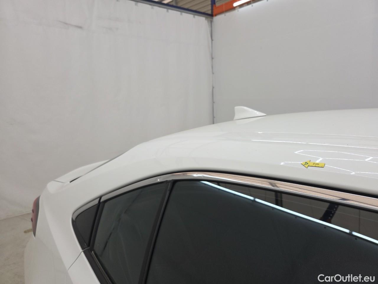  Toyota  Corolla 1.8 Hybrid Business HSD E-CVT #32