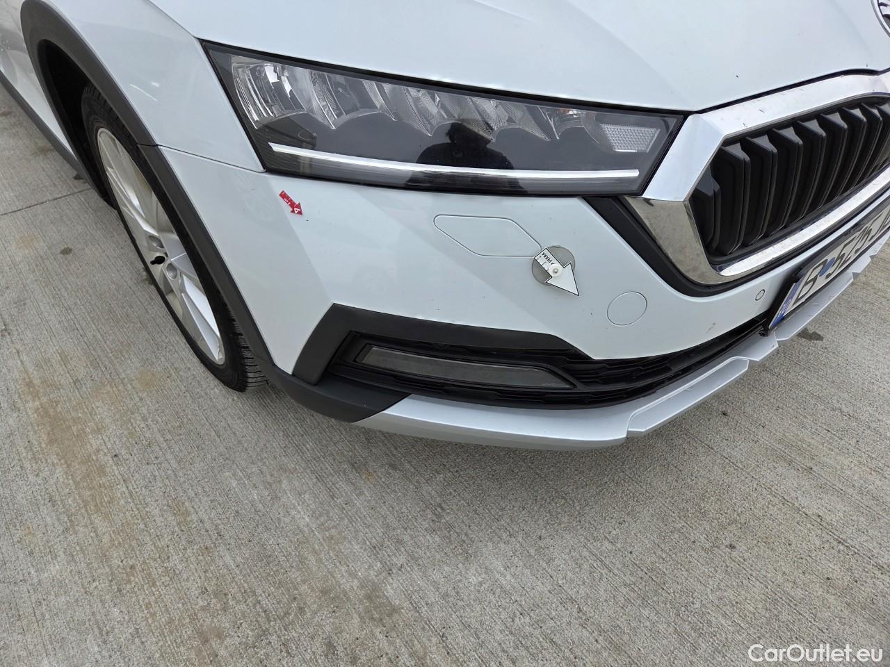  Skoda  Octavia 2.0 TDI 200CP Scout Combi DSG 4x4 #16