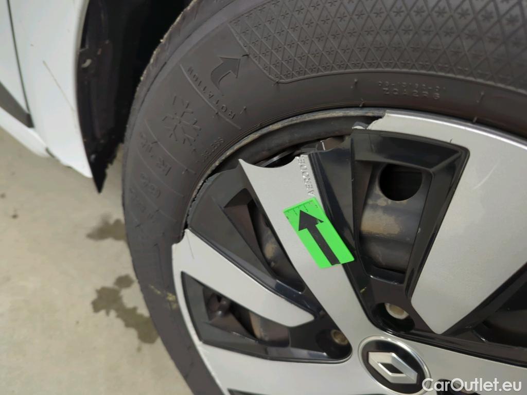  Renault  Clio 1.6 E-Tech 145CP Zen Auto #21