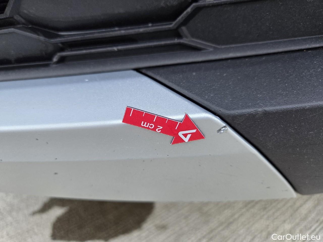  Skoda  Octavia 2.0 TDI 200CP Scout Combi DSG 4x4 #11