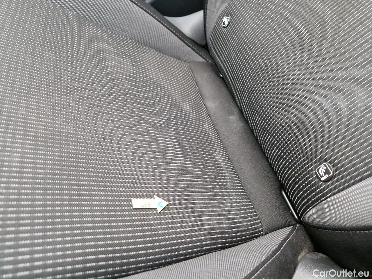  Skoda  Octavia 2.0 TDI 150CP Ambition DSG #71