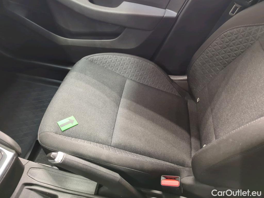  Renault  Clio 1.6 E-Tech 145CP Zen Auto #24