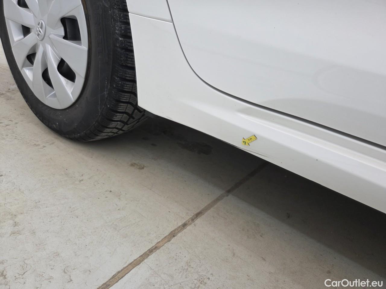  Toyota  Corolla 1.8 Hybrid Business HSD E-CVT #24