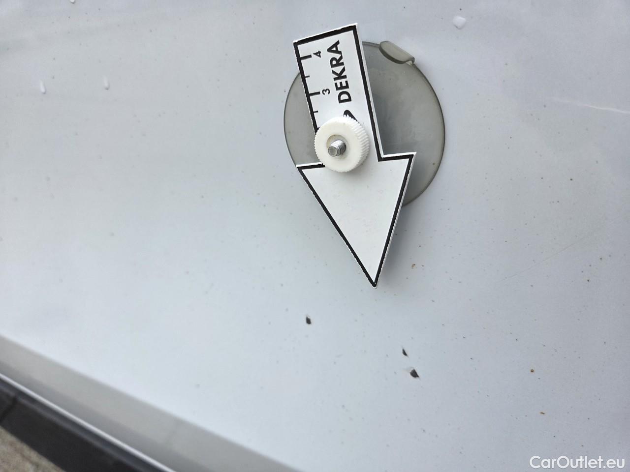  Skoda  Octavia 2.0 TDI 200CP Scout Combi DSG 4x4 #1