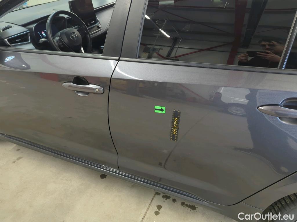  Toyota  Corolla 1.8 Hybrid Dynamic HSD E-CVT #15