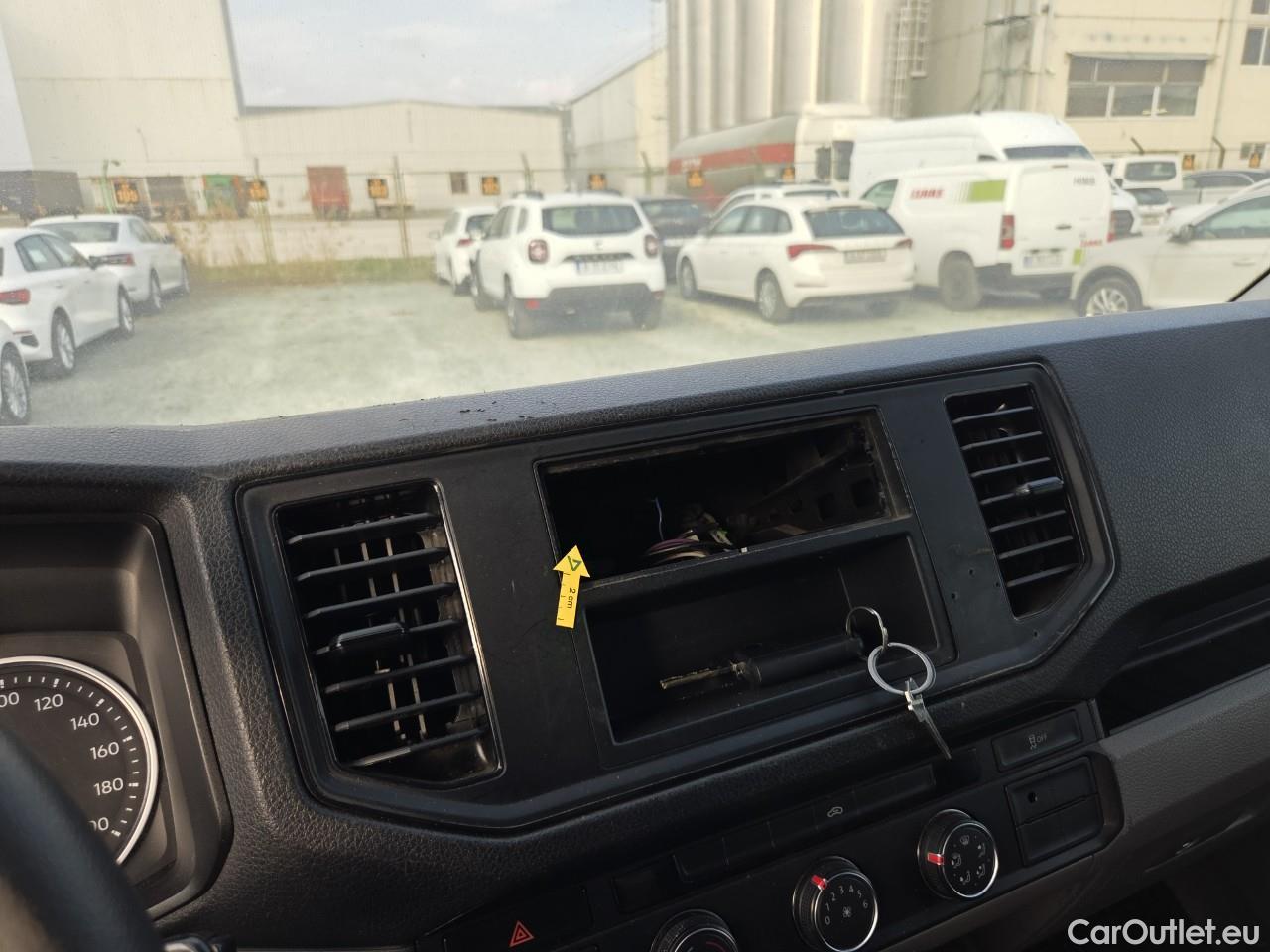  Volkswagen  Crafter 3.5 CS Sasiu L4 H 102 #52