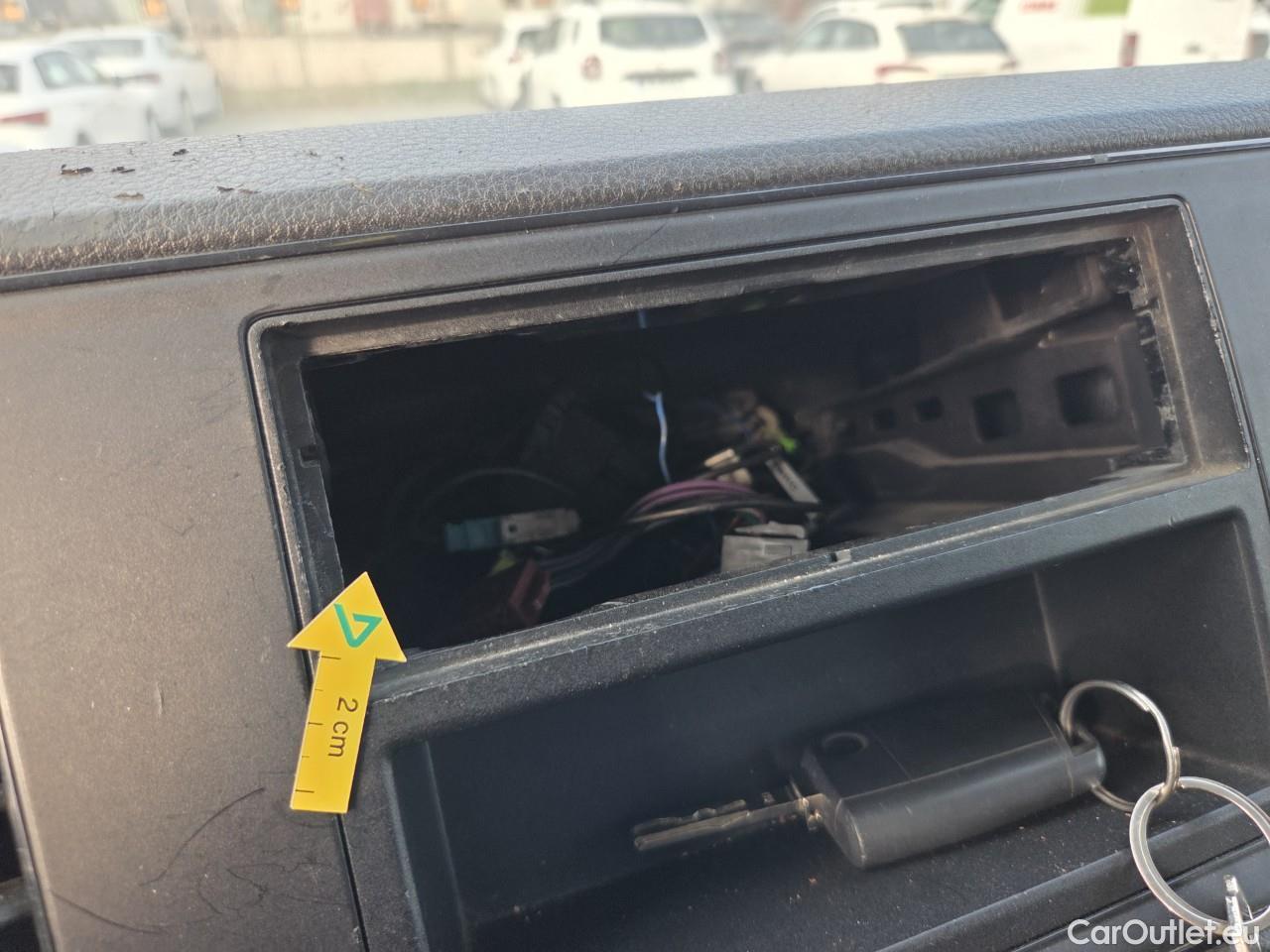  Volkswagen  Crafter 3.5 CS Sasiu L4 H 102 #51