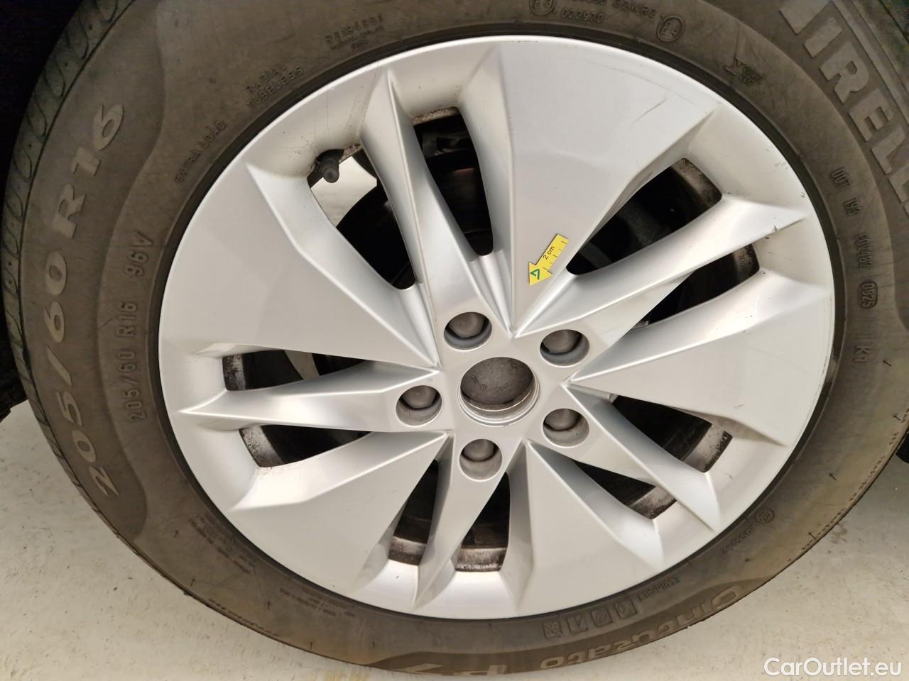  Skoda  Octavia 2.0 TDI 150CP Ambition DSG #45