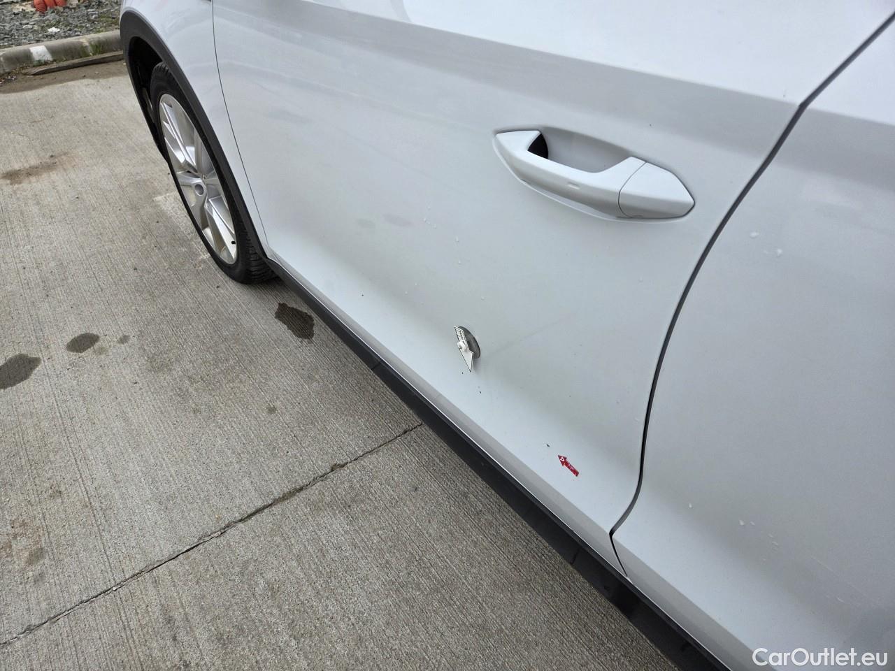  Skoda  Octavia 2.0 TDI 200CP Scout Combi DSG 4x4 #3