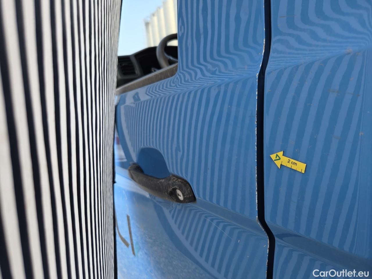  Volkswagen  Crafter 3.5 CS Sasiu L4 H 102 #1