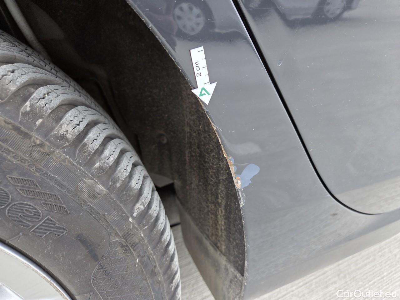  Volkswagen  Golf  Life 1.0 TSI #18