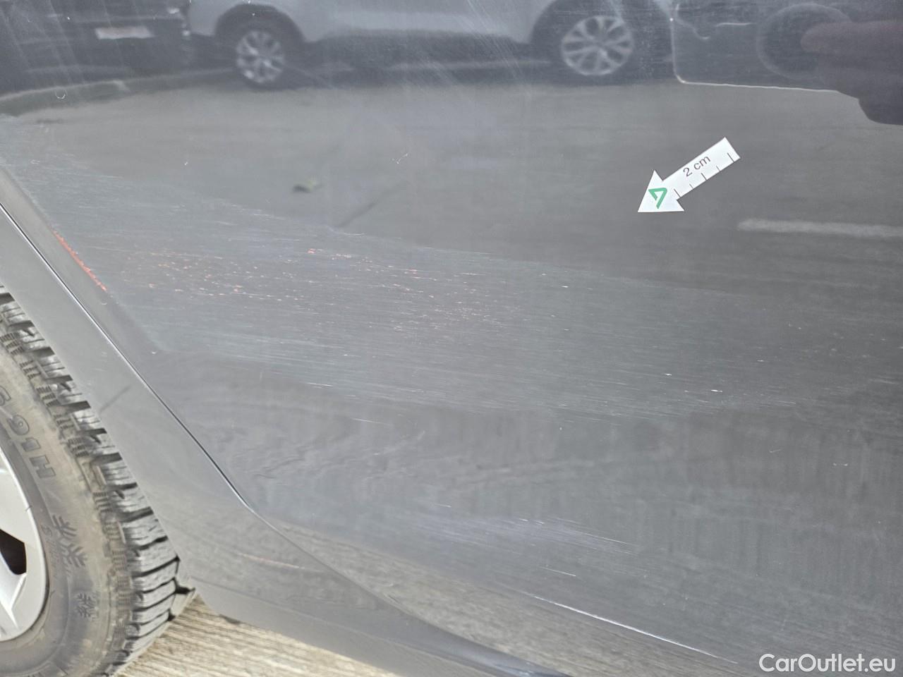  Volkswagen  Golf  Life 1.0 TSI #24