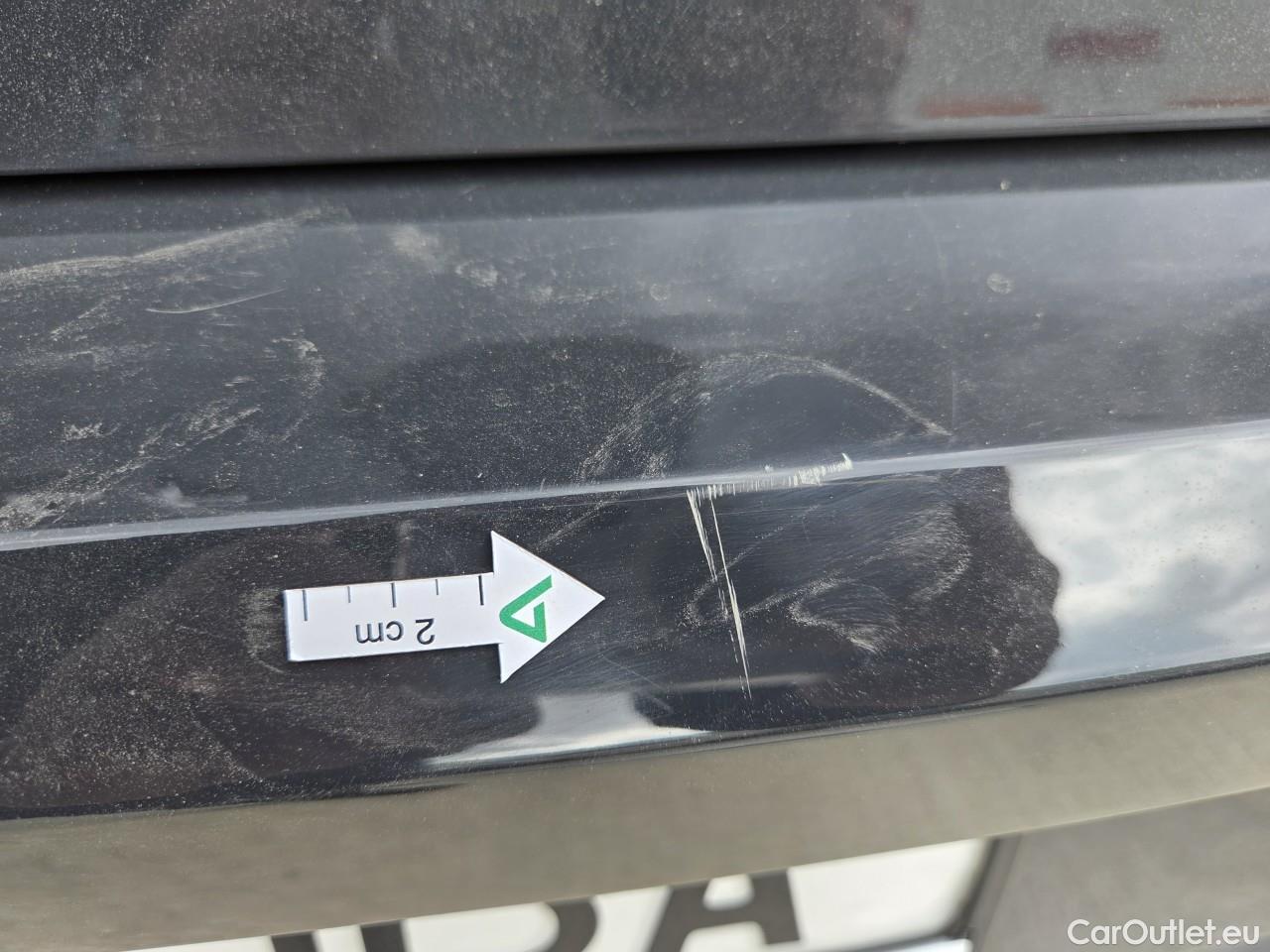  Volkswagen  Golf  Life 1.0 TSI #22