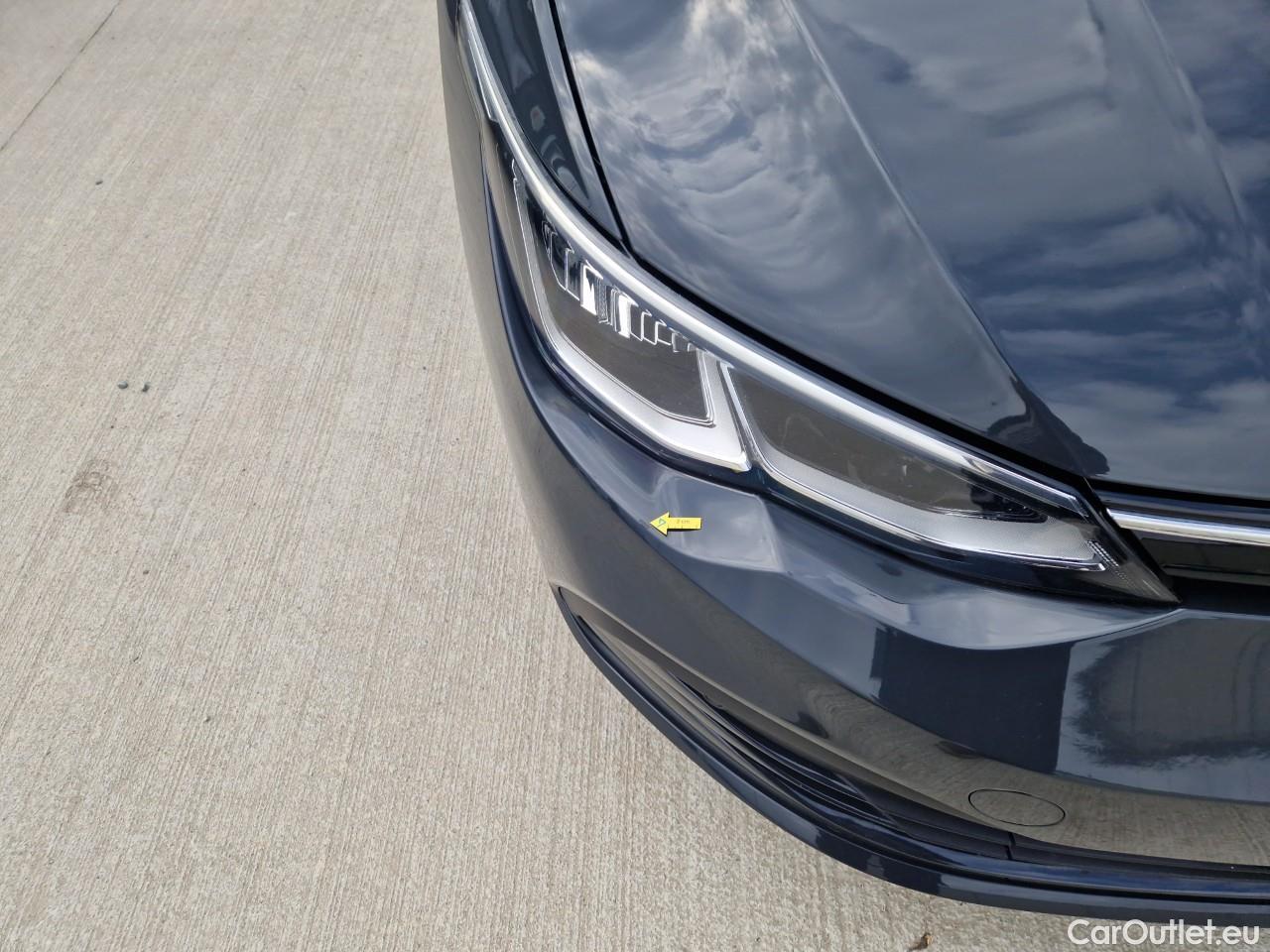  Volkswagen  Golf  Life 1.0 TSI #4